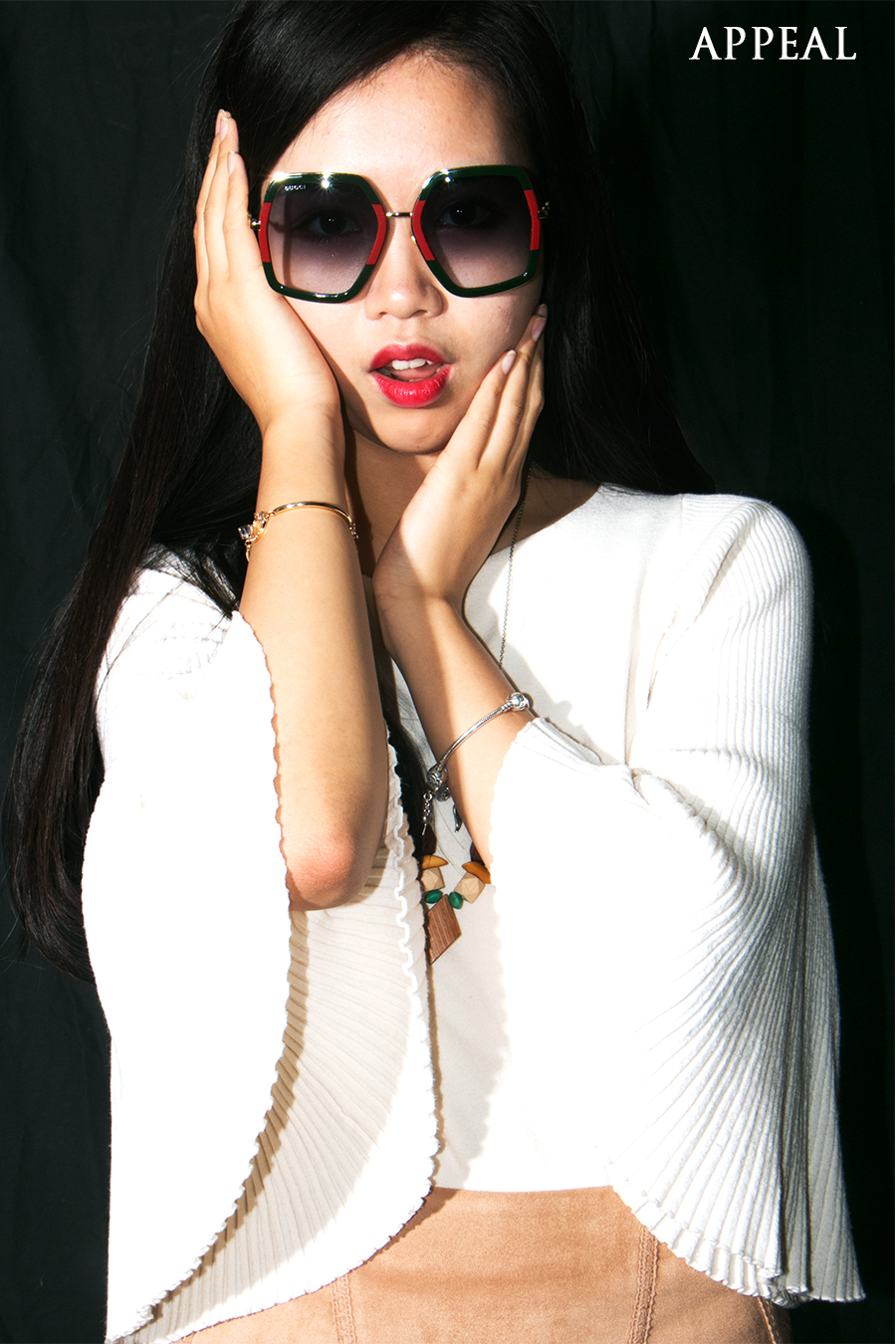 Jingyi_Sun_Fashion_AD_Campaign_Appeal_Girl_with_sunglasses_portrait