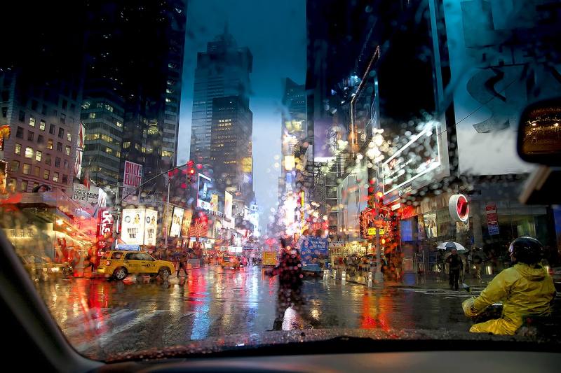 Times-Square-Rain-min