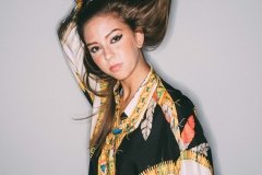 Isabel_Zapata_Byran_Abrams_Versace_silk_shirt_collection_fashion_main_line_models--14 Isabel_Zapata_Byran_Abrams_Versace_silk_shirt_collection_fashion_main_line_models--14