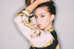 Isabel_Zapata_Byran_Abrams_Versace_silk_shirt_collection_fashion_main_line_models--9 Isabel_Zapata_Byran_Abrams_Versace_silk_shirt_collection_fashion_main_line_models--9