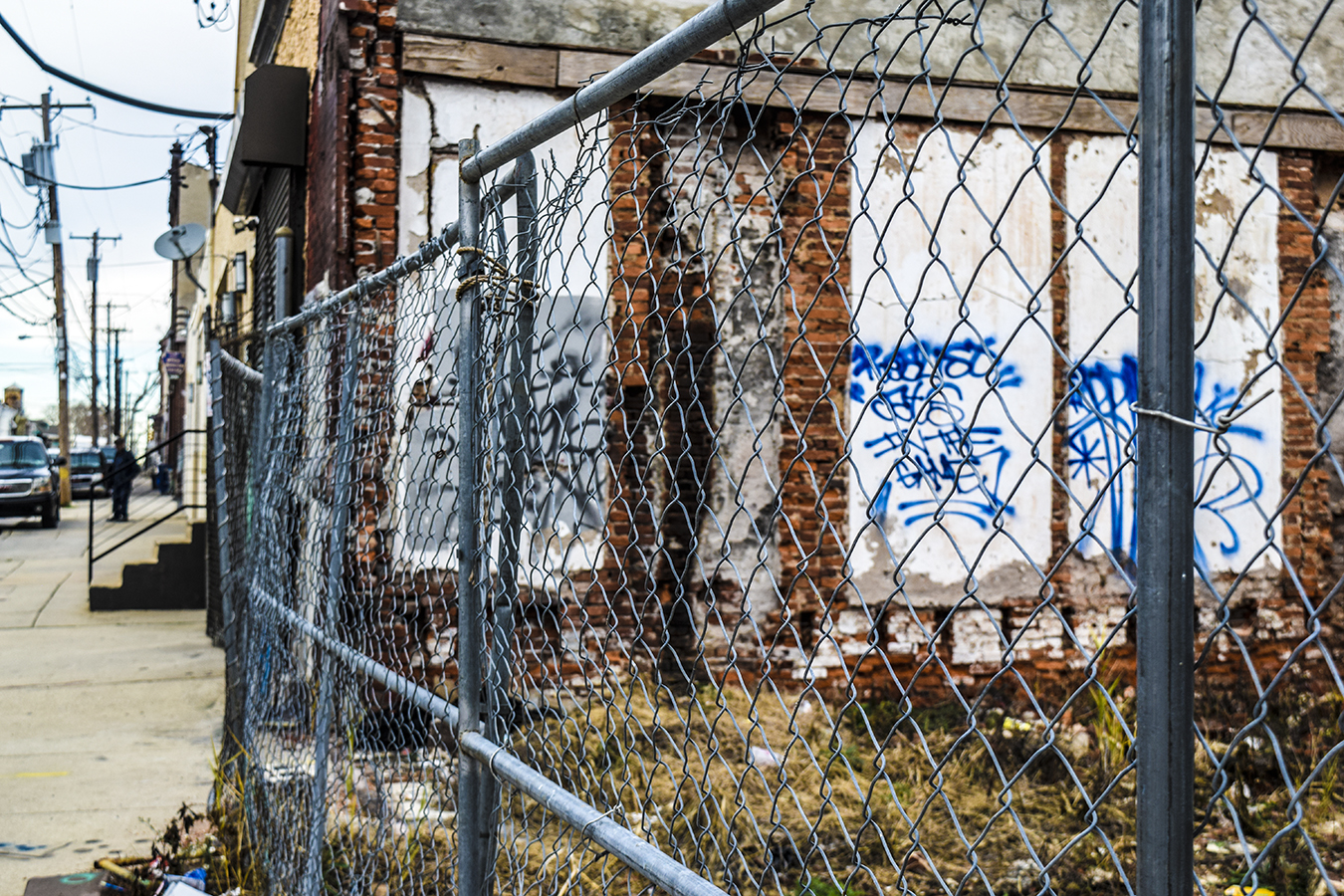 Victoria_Meng_West_Philadelphia_Lot_Empty_Graffiti_Chain_Link_Fence_Brick_Abandoned_Philly