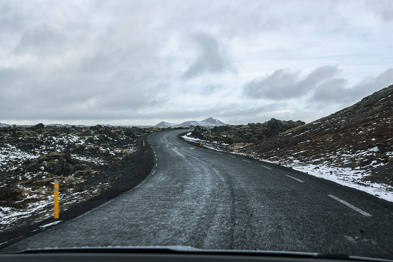 AngelaPan_photography_iceland_countryside_road_highway_mountain_moss_car copy